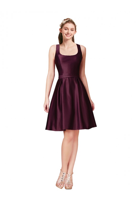 Cheap Classic Knee Length Satin Cocktail Prom Dress / Homecoming Dress with V Back and Bow Detail